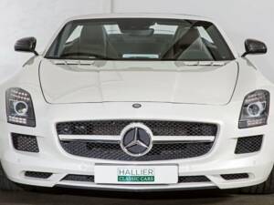 Image 3/20 of Mercedes-Benz SLS AMG Roadster (2012)