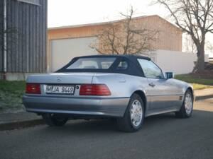 Bild 2/26 von Mercedes-Benz SL 320 (1993)