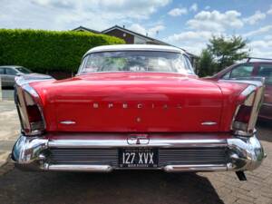 Afbeelding 4/52 van Buick Special Riviera Coupé (1958)