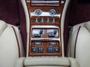 Immagine 21/31 di Rolls-Royce Silver Seraph (2002)