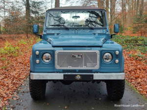 Image 4/25 of Land Rover Defender 90 (1997)