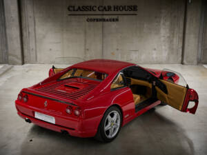 Image 18/99 of Ferrari F 355 Berlinetta (1997)
