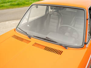 Image 21/56 de BMW 2002 tii Touring (1973)