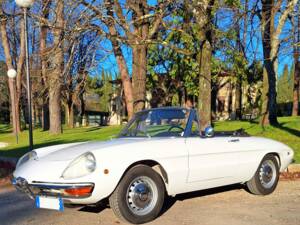 Bild 30/37 von Alfa Romeo 1750 Spider (1969)