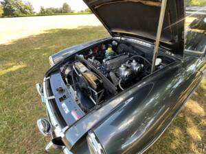 Imagen 33/45 de MG MGB GT (1974)