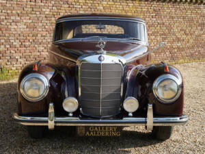 Image 5/50 de Mercedes-Benz 300 S (1953)