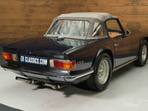 Image 12/19 de Triumph TR 6 PI (1973)