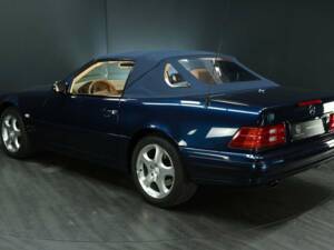 Imagen 4/30 de Mercedes-Benz SL 500 (2000)