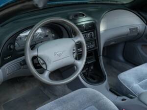 Image 42/50 of Ford Mustang (1994)
