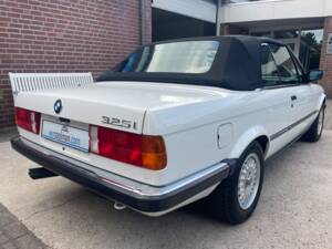 Bild 3/20 von BMW 325i (1989)