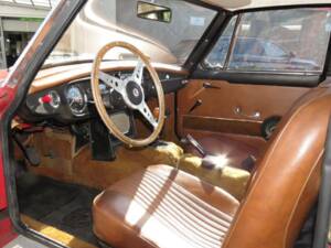 Image 15/28 de MG MGB GT (1966)