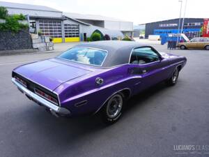 Image 11/59 de Dodge Challenger R&#x2F;T (1971)