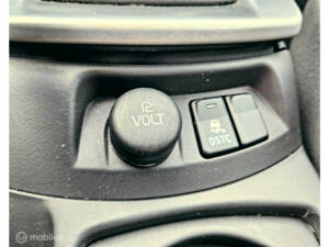 Bild 24/32 von Volvo V 50 2.4 (2005)