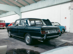 Image 8/112 of BMW 2000 (1970)