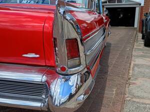 Afbeelding 11/52 van Buick Special Riviera Coupé (1958)