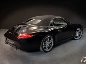 Image 22/24 of Porsche 911 Carrera S (2009)