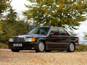 Image 35/50 de Mercedes-Benz 190 E 2.3-16 (1985)