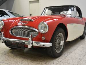 Immagine 3/20 di Austin-Healey 3000 Mk II (BJ7) (1962)