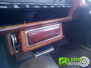 Afbeelding 7/10 van Daimler 2.5 Litre V8 (1964)