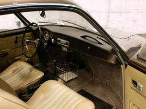 Image 17/23 of Volkswagen Karmann Ghia 1500 (1969)