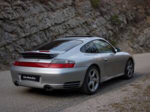 Image 3/19 of Porsche 911 Carrera 4S (2002)