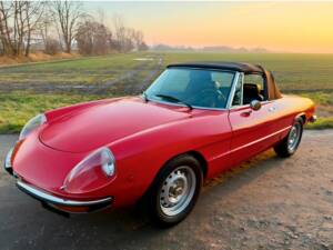 Immagine 1/54 di Alfa Romeo Spider Veloce 2000 (1977)