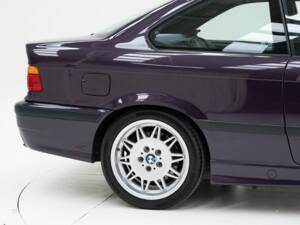 Image 11/15 of BMW M3 (1994)