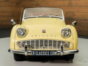 Image 4/19 of Triumph TR 3A (1959)