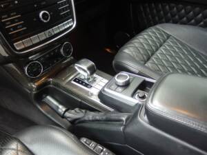 Bild 49/99 von Mercedes-Benz G 63 AMG (lang) (2017)