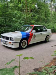 Image 1/70 of BMW M3 (1990)