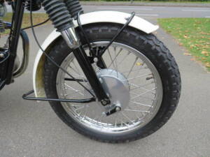 Bild 32/45 von Triumph DUMMY (1965)