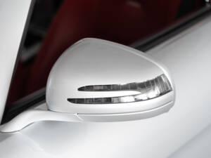Image 22/48 of Mercedes-Benz SLS AMG Roadster (2012)