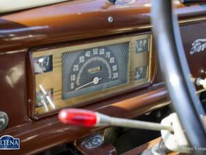 Bild 24/31 von Ford Pickup (1946)