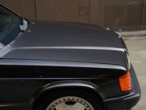 Image 57/83 of Mercedes-Benz 190 E 2.3-16 (1984)
