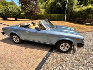 Bild 4/44 von FIAT Spider 2000 (1981)