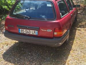 Bild 2/6 von Ford Sierra 1.8 Turnier (1989)