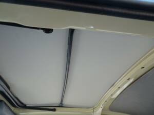 Image 8/10 de FIAT 500 L (1972)