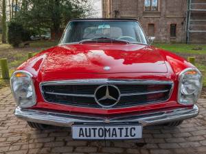 Image 34/50 of Mercedes-Benz 230 SL (1966)