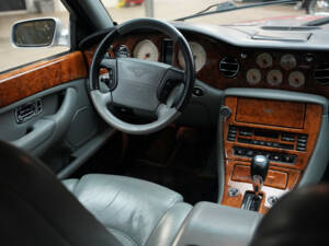 Image 3/50 de Bentley Arnage R (2004)