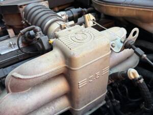 Immagine 53/99 di BMW 735i (1988)