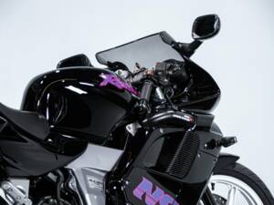 Bild 24/50 von Honda DUMMY (1994)