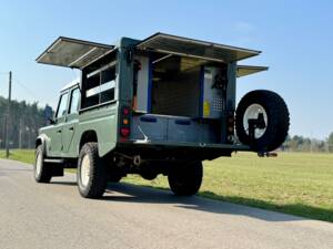 Afbeelding 16/56 van Land Rover Defender 130 Double Cab (2010)