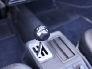 Image 36/50 of Ferrari 328 GTS (1987)