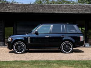 Image 2/36 of Land Rover Range Rover Vogue TDV8 (2009)