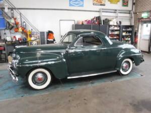 Image 9/50 de DeSoto De Luxe Club Coupe (1941)