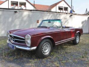 Image 1/19 of Mercedes-Benz 280 SL (1969)