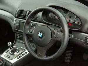 Image 9/50 of BMW M3 (2005)