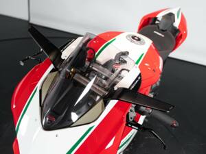 Bild 18/44 von Ducati DUMMY (2019)