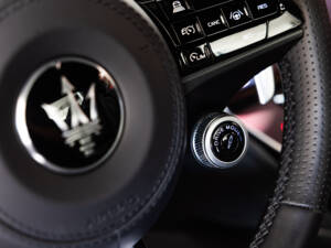 Image 11/34 of Maserati GranTurismo Trofeo (2024)