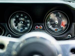 Image 36/50 of Jensen Interceptor MK III (1974)